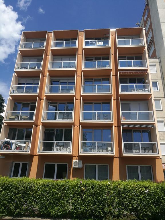 Hanga Apartman *